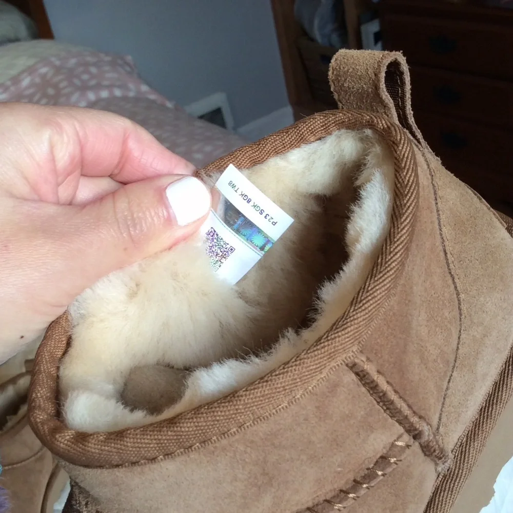 UGG CLASSIC ULTRA MINI boots